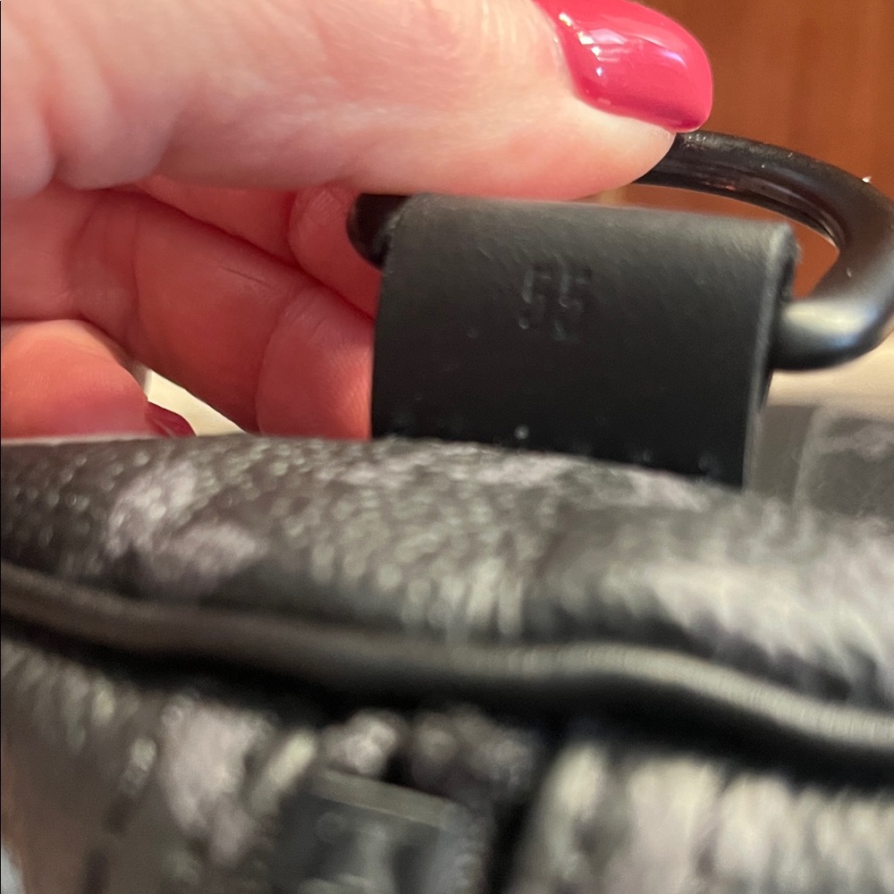 Louis Vuitton Yayoi Kusama 55 Keepall Monogram Black and Silver Duffel Bag - Picture 3 of 14